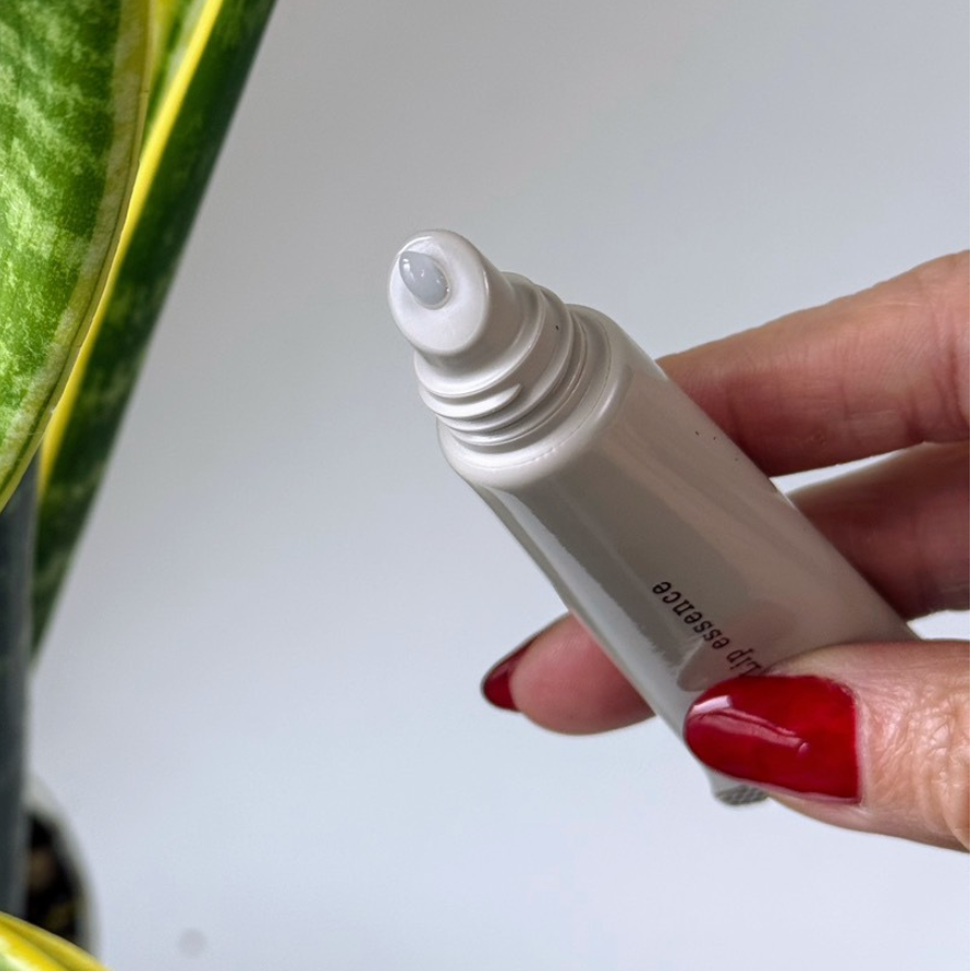 リップ美容液 - 商品のご案内 | V-check | 暮らしのいちばんそばにいたい。